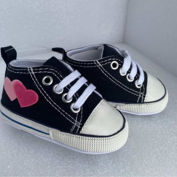 Size 1, Custom made Black Infant Shoes with Pink Embroidered Hearts - Picture 8 of 8